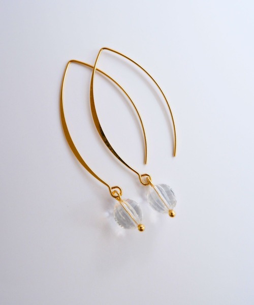 CERCA(チェルカ)の「SARINOHANA/サージカルステンレス/シンプル天然石ピアス/ゴールドカラー(ピアス(両耳用)・レディース・A/C/D/B・FREE)」の3枚目の写真