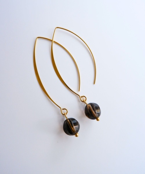 CERCA(チェルカ)の「SARINOHANA/サージカルステンレス/シンプル天然石ピアス/ゴールドカラー(ピアス(両耳用)・レディース・A/C/D/B・FREE)」の4枚目の写真