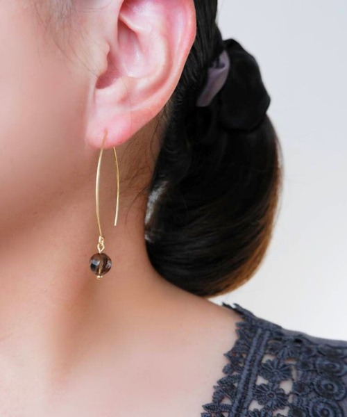 CERCA(チェルカ)の「SARINOHANA/サージカルステンレス/シンプル天然石ピアス/ゴールドカラー(ピアス(両耳用)・レディース・A/C/D/B・FREE)」の5枚目の写真