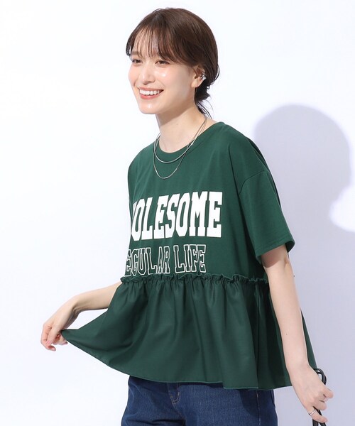 Cutie Blonde（キューティーブロンド）の「一枚でこなれ見え 裾フリル切り替えTシャツ（Tシャツ/カットソー・レディース・ホワイト系/チャコールグレー/モスグリーン・02/03/04）」の3枚目の写真