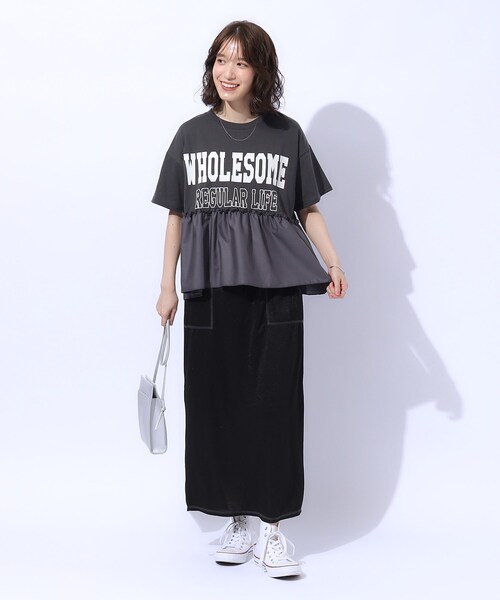 Cutie Blonde（キューティーブロンド）の「一枚でこなれ見え 裾フリル切り替えTシャツ（Tシャツ/カットソー・レディース・ホワイト系/チャコールグレー/モスグリーン・02/03/04）」の10枚目の写真