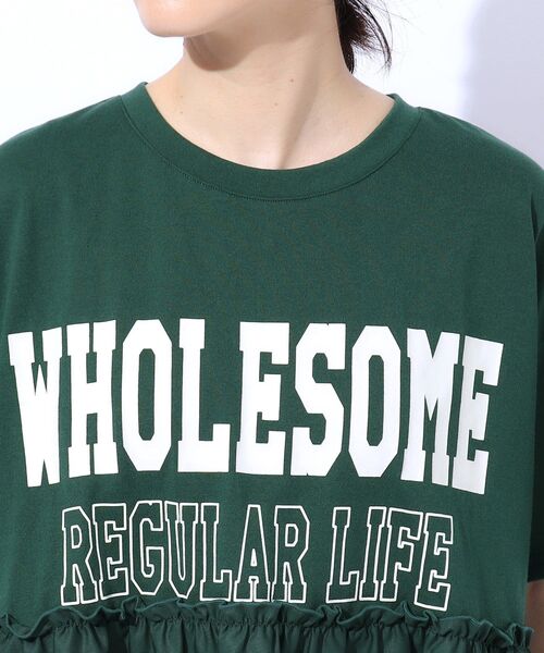 Cutie Blonde（キューティーブロンド）の「一枚でこなれ見え 裾フリル切り替えTシャツ（Tシャツ/カットソー・レディース・ホワイト系/チャコールグレー/モスグリーン・02/03/04）」の19枚目の写真