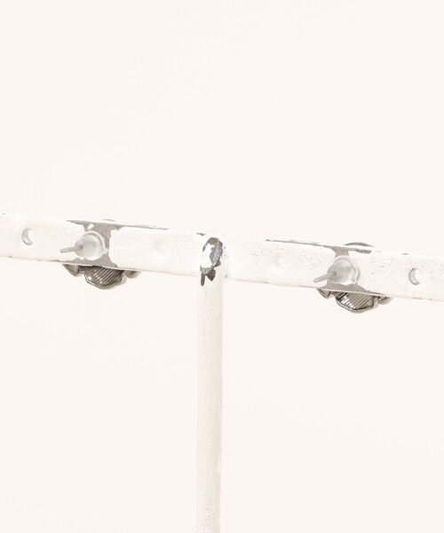 TONE SELECT GOODS（トーンセレクトグッズ）の「【float】ジュエリー ドッグフェイス モチーフ ピアス【11パターン展開】（ピアス（両耳用）・レディース・その他8/その他10/その他1/その他2/その他3/その他11/その他4/その他7/その他9/その他5/その他6・FREE）」の12枚目の写真