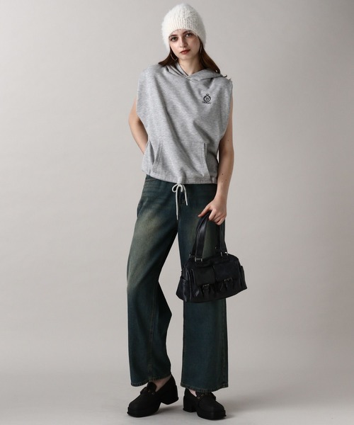 FOREVER 21(フォーエバー トゥエンティーワン)の「【2024FW】フーディー裏毛ノースリーブスウェット(スウェット・レディース・ブラック/グレー・FREE)」の5枚目の写真