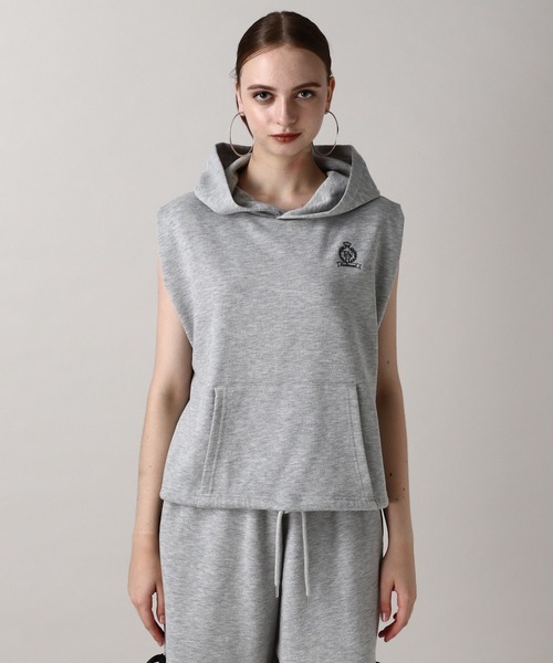 FOREVER 21(フォーエバー トゥエンティーワン)の「【2024FW】フーディー裏毛ノースリーブスウェット(スウェット・レディース・ブラック/グレー・FREE)」の10枚目の写真