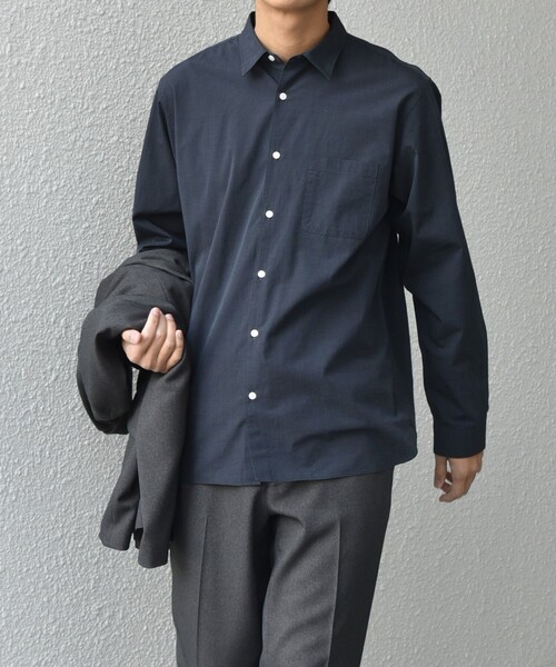 SHIPS any(シップス エニィ)の「SHIPS any: ストライプ / ソリッド リラックス レギュラーカラー シャツ 26AW◇(シャツ/ブラウス・メンズ・ホワイト/ブルー/ネイビー/ライトブルー/ダークブルー/グレー系/ダークグレー/コバルトブルー/ロイヤルブルー/グレー/ブルー系・X-LARGE/LARGE/MEDIUM/SMALL)」の4枚目の写真