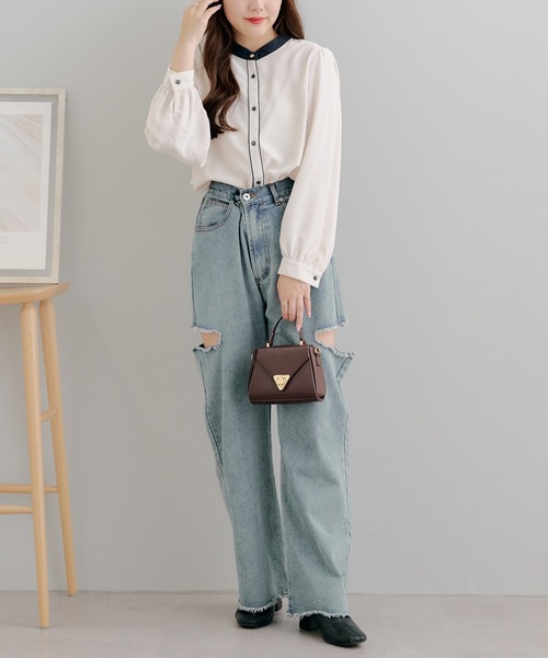Another Branch olive des olive(アナザーブランチオリーブデオリーブ)の「【オフィスにも】配色パール釦ブラウス(シャツ/ブラウス・レディース・アイボリー/ライトブルーグレー/ネイビー/ドット・FREE)」の14枚目の写真