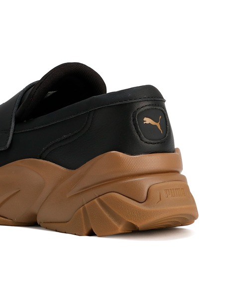 【新品・未使用】PUMA ブラック ローファー 厚底 23.5 センチ PUMA スニーカー プーマ ウィメンズ ローファー レディース