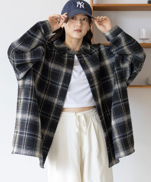 RAGEBLUE（レイジブルー）の「裏起毛ブークレオーバーチェックシャツアウター（シャツ/ブラウス・レディース・ライトグレー系/ブラック系/ブラウン系・FREE）」の2枚目の写真