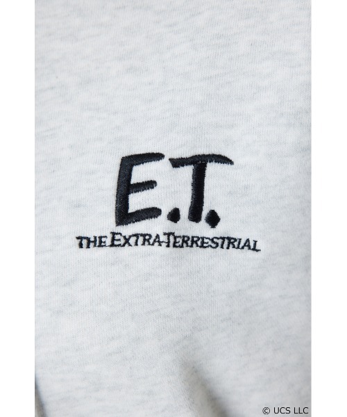 RODEO CROWNS WIDE BOWL（ロデオクラウンズワイドボウル）の「【E.T.】スウェットパーカー（パーカー・レディース・ブラック/グレー×ホワイト/レッド・MEDIUM/LARGE）」の16枚目の写真