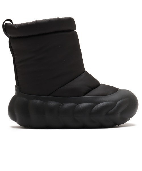 crocs(クロックス)の「crocs OverPuff Boot / クロックス オーバーパフ ブーツ(ブーツ・メンズ・ブラック・25.0cm/24.0cm/23.0cm/27.0cm/26.0cm/22.0cm)」の4枚目の写真