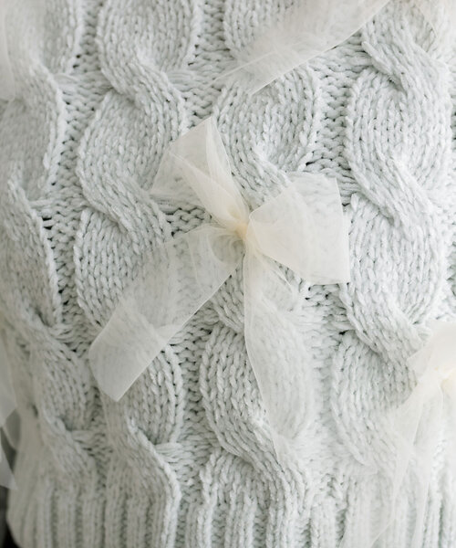 OLIVE des OLIVE（オリーブデオリーブ）の「チュールリボン付ニット（ニット/セーター・レディース・オフホワイト/サックスブルー/チャコールグレー・FREE）」の6枚目の写真