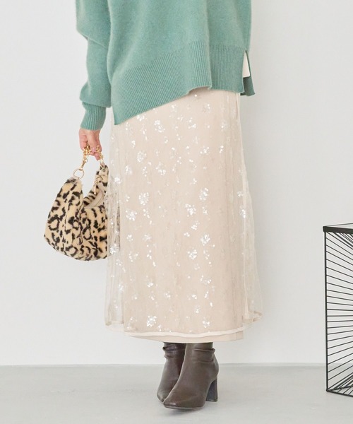 Andemiu（アンデミュウ）の「2WAYレースIラインスカート202550（スカート・レディース・ベージュ/ブラック・SMALL/MEDIUM）」の4枚目の写真