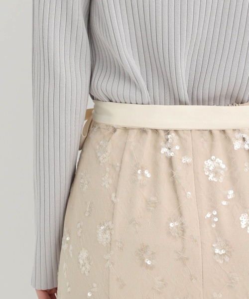 Andemiu（アンデミュウ）の「2WAYレースIラインスカート202550（スカート・レディース・ベージュ/ブラック・SMALL/MEDIUM）」の21枚目の写真