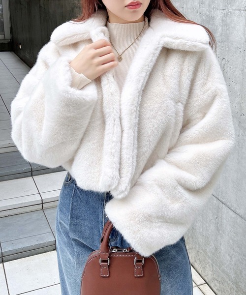 INGNI（イング）の「ステンカラーエコファーブルゾン（ステンカラーコート・レディース・アイボリー/ブラック/グレー系その他・M）」の12枚目の写真