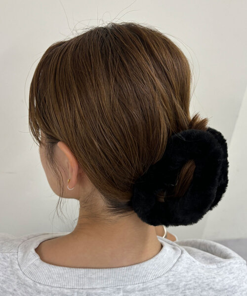 SHENERY(シーナリー)の「ファークリップ(その他ヘアアクセサリー・レディース・ブラック/ベージュ・FREE)」の4枚目の写真