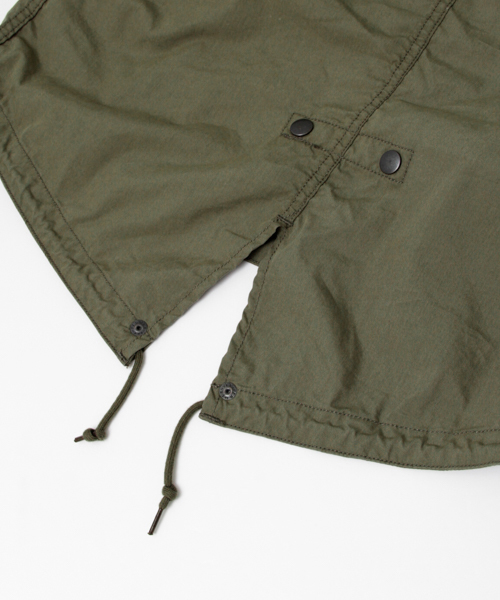 Alpha Industries（アルファインダストリーズ）の「ALPHA INDUSTRIES×URBAN RESEARCH iD　別注M65 PARKA（モッズコート・メンズ・ブラック/カーキ・SMALL/LARGE/MEDIUM/XS size）」の9枚目の写真