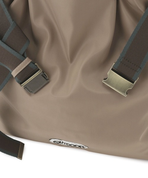 OUTDOOR PRODUCTS(アウトドアプロダクツ)の「【追加・A4対応】【OUTDOOR PRODUCTS for SALON】別注2WAYトートバッグ4/アウトドアプロダクツ(トートバッグ・レディース・ブラック/ベージュ系その他/オフホワイト・FREE)」の12枚目の写真