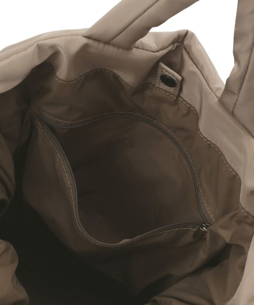 OUTDOOR PRODUCTS(アウトドアプロダクツ)の「【追加・A4対応】【OUTDOOR PRODUCTS for SALON】別注2WAYトートバッグ4/アウトドアプロダクツ(トートバッグ・レディース・ブラック/ベージュ系その他/オフホワイト・FREE)」の15枚目の写真