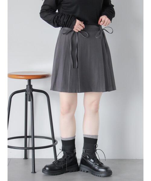 ehka sopo（エヘカソポ）の「サイドプリーツミニスカート（スカート・レディース・グレー/ブラック/ベージュ・F）」の3枚目の写真