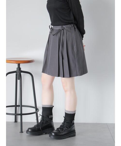 ehka sopo（エヘカソポ）の「サイドプリーツミニスカート（スカート・レディース・グレー/ブラック/ベージュ・F）」の5枚目の写真