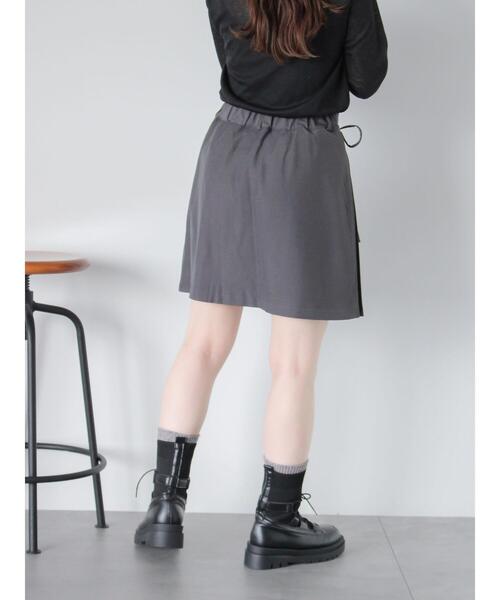 ehka sopo（エヘカソポ）の「サイドプリーツミニスカート（スカート・レディース・グレー/ブラック/ベージュ・F）」の6枚目の写真
