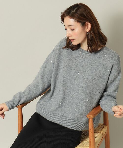 ITS'DEMO(イッツデモ)の「◆【手洗い可】ビジュー付きニット(ニット/セーター・レディース・グレー/オフホワイト/サックスブルー/ブラック・00)」の3枚目の写真