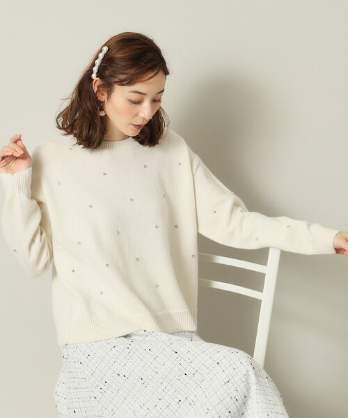 ITS'DEMO(イッツデモ)の「◆【手洗い可】ビジュー付きニット(ニット/セーター・レディース・グレー/オフホワイト/サックスブルー/ブラック・00)」の6枚目の写真