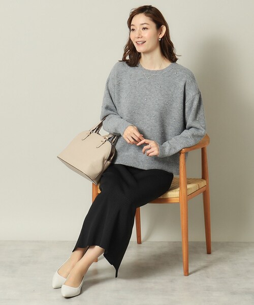 ITS'DEMO(イッツデモ)の「◆【手洗い可】ビジュー付きニット(ニット/セーター・レディース・グレー/オフホワイト/サックスブルー/ブラック・00)」の19枚目の写真