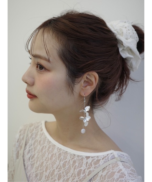 JUMELLE（ジュメロ）の「【結婚式/オケージョン】silver flower pierce（ピアス（両耳用）・レディース・シルバー・FREE）」の6枚目の写真