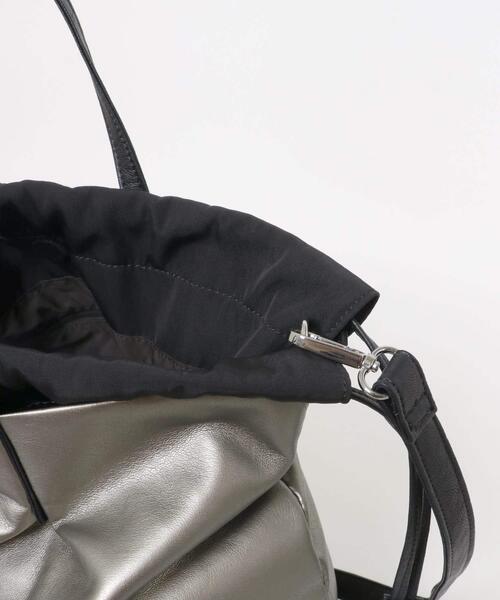 RODE SKO(ロデスコ)の「ウォッシャブルショルダーバッグ『Msize』(ショルダーバッグ・レディース・ベージュ/ブラック/シルバー系その他・ONE)」の12枚目の写真