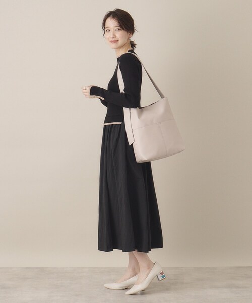 ITS'DEMO（イッツデモ）の「◆【A4対応】ワンハンドルバケツショルダー（ショルダーバッグ・レディース・ライトベージュ/ブラック/ナチュラル・00）」の9枚目の写真