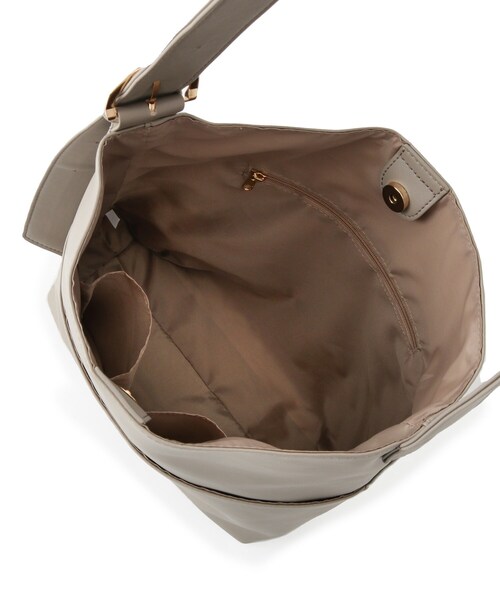 ITS'DEMO（イッツデモ）の「◆【A4対応】ワンハンドルバケツショルダー（ショルダーバッグ・レディース・ライトベージュ/ブラック/ナチュラル・00）」の18枚目の写真