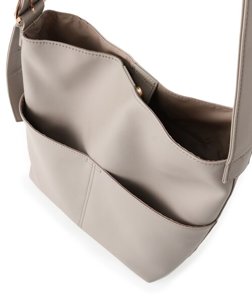 ITS'DEMO（イッツデモ）の「◆【A4対応】ワンハンドルバケツショルダー（ショルダーバッグ・レディース・ライトベージュ/ブラック/ナチュラル・00）」の19枚目の写真