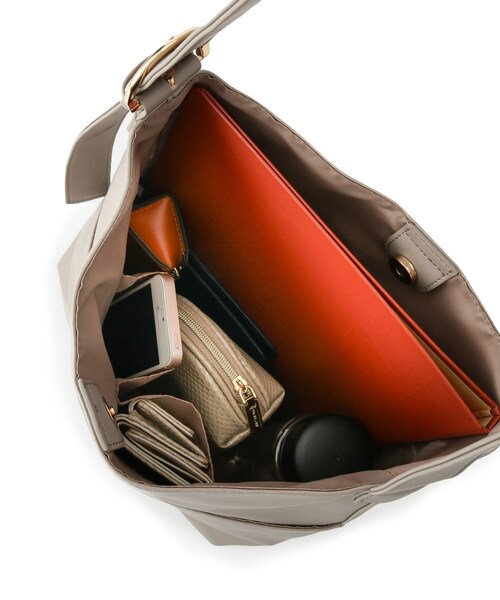 ITS'DEMO（イッツデモ）の「◆【A4対応】ワンハンドルバケツショルダー（ショルダーバッグ・レディース・ライトベージュ/ブラック/ナチュラル・00）」の21枚目の写真