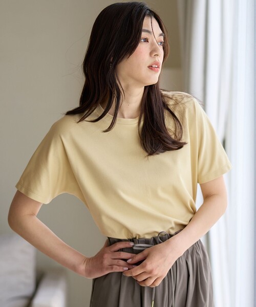 ANY(エニィ)の「【新色追加/10色展開】プレミアムベーシック半袖Tシャツ(Tシャツ/カットソー・レディース・ブラック系/ベージュ系/ピンク系/グリーン系/ホワイト系/グレー系/イエロー系/サックスブルー系/ネイビー系/ダークブラウン系・2/3)」の20枚目の写真