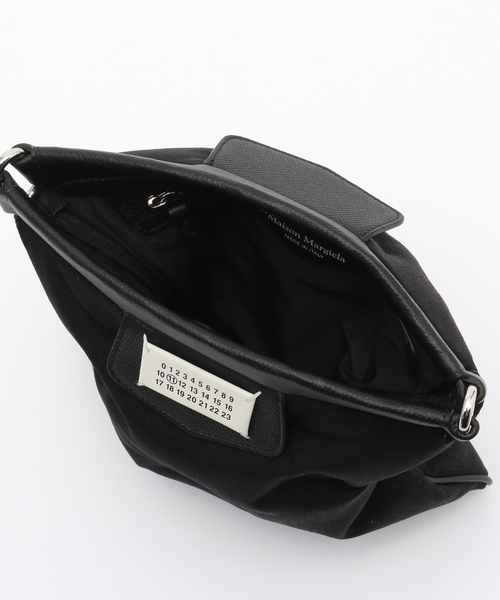 Maison Margiela（メゾンマルジェラ）の「MAISON MARGIELA (メゾン マルジェラ) GLAM SLAM SPORT FLAT POC SB2WG0008/P1511（クラッチバッグ・メンズ・ブラック・FREE）」の5枚目の写真