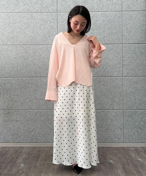 cloenc（クロエンス）の「【手洗い可】スキッパーシャツブラウス（シャツ/ブラウス・レディース・ホワイト/グレー/ピンク・02）」の5枚目の写真