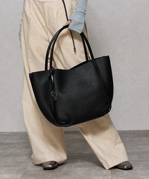 Ungrid（アングリッド）の「【Ungrid/アングリッド】軽量ソフトシュリンク　プレートチャーム＆ポーチ付きラージトートバッグ（トートバッグ）」