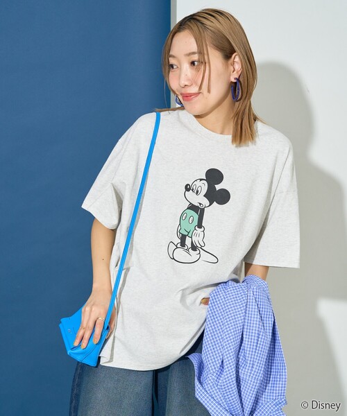 FREAK'S STORE（フリークスストア）の「限定展開/別注/Mickey Mouse/ミッキーマウス/前後 プリント 半袖 Tシャツ（Tシャツ/カットソー・レディース・オフホワイト/サックスブルー/ライトベージュ/スミクロ/ライトグレー・LARGE/MEDIUM/SMALL）」の6枚目の写真