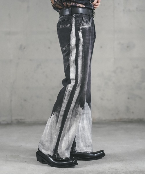 Shoowtime(ショウタイム)の「Painting design flared denim pants / ペインティングデザインフレアデニムパンツ(デニムパンツ・メンズ・ブラック系・X-LARGE/LARGE/MEDIUM)」の6枚目の写真