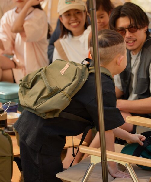 DOD(ディーオーディー)の「【DOD別注】ハジメテノカバオ(バックパック/リュック・キッズ・カーキ/ブラック・ONE SIZE)」の16枚目の写真