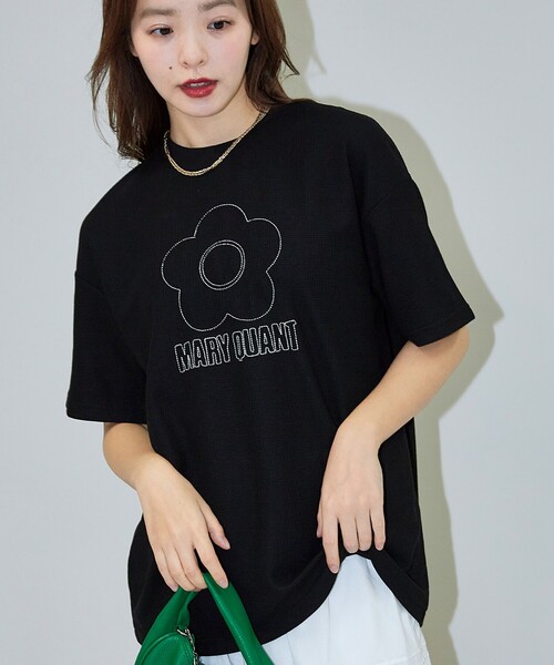 すぐ届く☆MARY QUANT Tシャツ トレンド感あるサイズ感◎ セール】MARY QUANT × PUBLUX/マリークワント 刺繍 ワッフルT