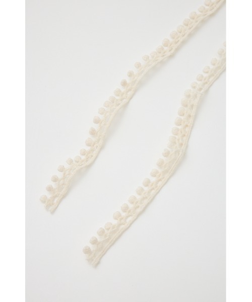 SLY（スライ）の「LACE EDGE SCARF レース エッジ スカーフ（バンダナ/スカーフ・レディース・アイボリー/ブラック・FREE）」の7枚目の写真