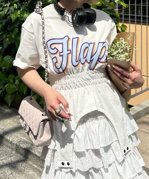 Alley Tokyo(アリートーキョー)の「シャーリング裾ぴろんT(Tシャツ/カットソー・レディース・スミクロ/オフホワイト・FREE)」の4枚目の写真