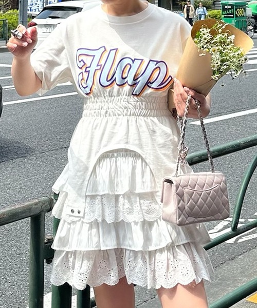 Alley Tokyo(アリートーキョー)の「シャーリング裾ぴろんT(Tシャツ/カットソー・レディース・スミクロ/オフホワイト・FREE)」の17枚目の写真
