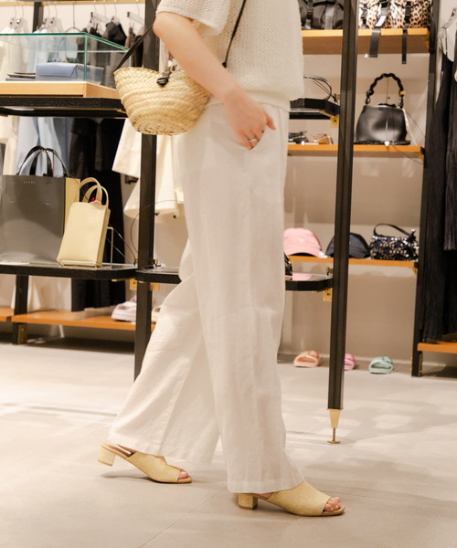 URBAN RESEARCH（アーバンリサーチ）の「『別注』 MILLIWM×URBAN RESEARCH　オープントゥミュール（サンダル・レディース・ブラウン/ナチュラル・36/38/37）」の3枚目の写真