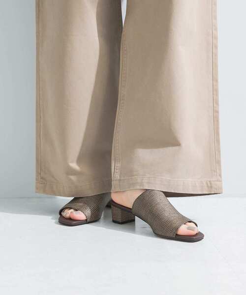 URBAN RESEARCH（アーバンリサーチ）の「『別注』 MILLIWM×URBAN RESEARCH　オープントゥミュール（サンダル・レディース・ブラウン/ナチュラル・36/38/37）」の7枚目の写真