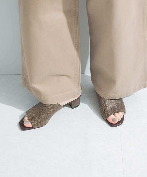 URBAN RESEARCH（アーバンリサーチ）の「『別注』 MILLIWM×URBAN RESEARCH　オープントゥミュール（サンダル・レディース・ブラウン/ナチュラル・36/38/37）」の9枚目の写真