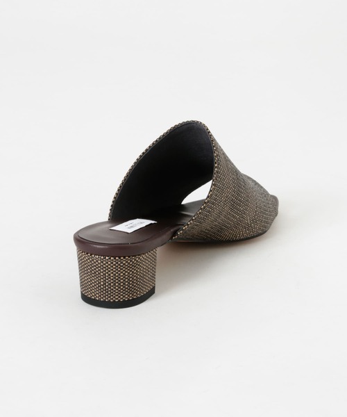 URBAN RESEARCH（アーバンリサーチ）の「『別注』 MILLIWM×URBAN RESEARCH　オープントゥミュール（サンダル・レディース・ブラウン/ナチュラル・36/38/37）」の15枚目の写真